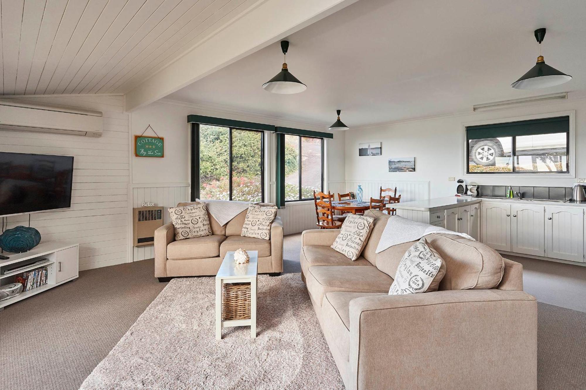 Kingfisher Cottage Beachfront At The Binalong Bay Luaran gambar