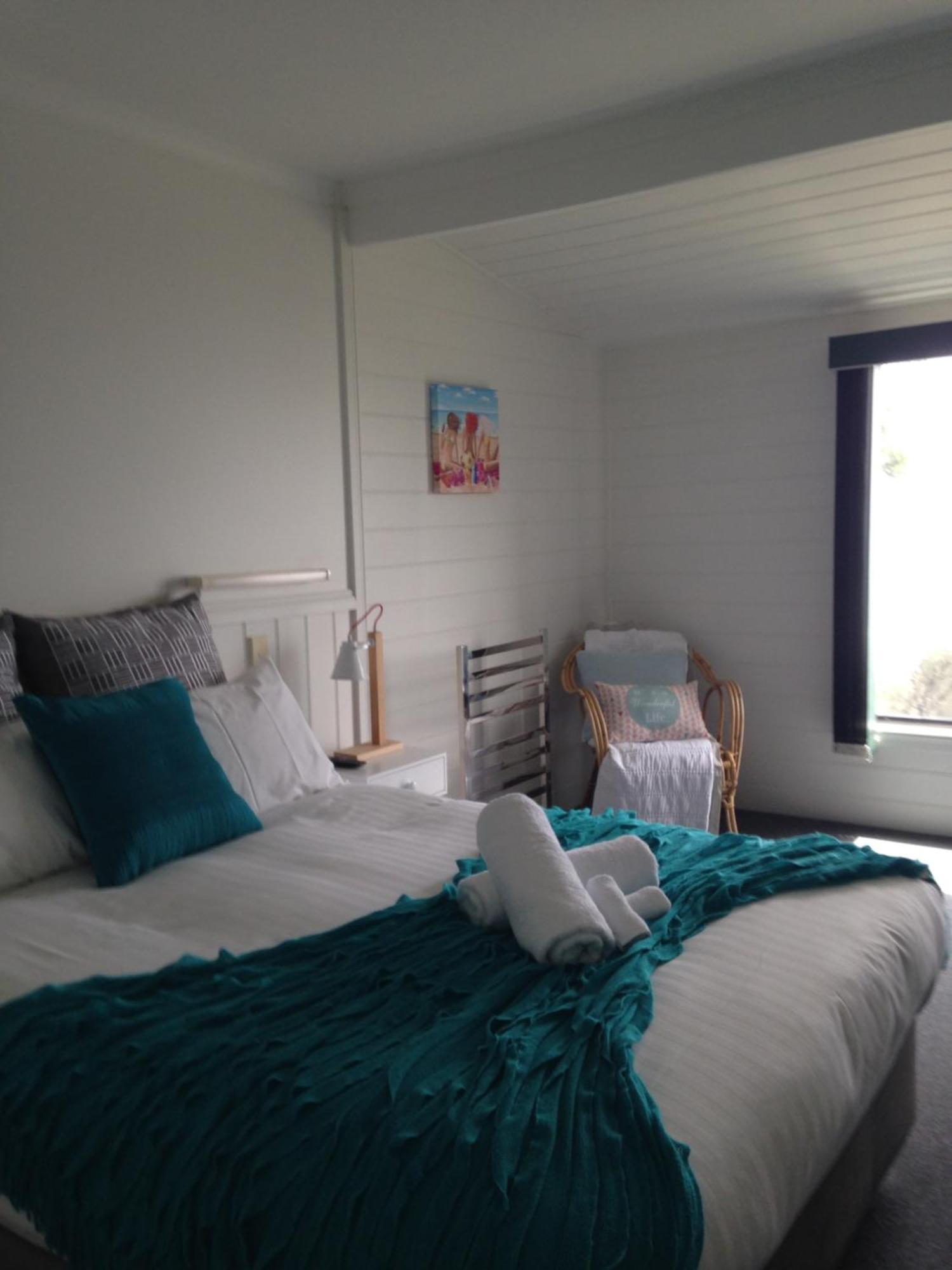 Kingfisher Cottage Beachfront At The Binalong Bay Luaran gambar